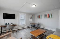 526 Hevey St #3