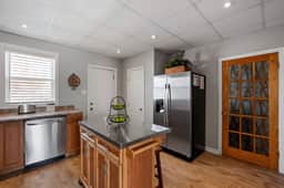 Pet-Friendly 1st Floor Apartment w/ Offstreet Parking - Image 4