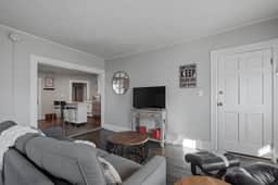 Private Porch Apt w/ Free Parking & Pet-Friendly - Image 5