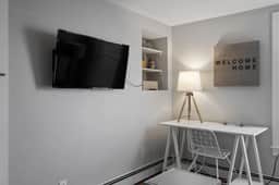 526 Hevey St #4