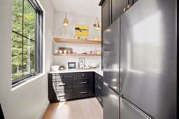 Lake Sunapee Mtn Views- Luxury 4 Bed 3.5 Bath 3500