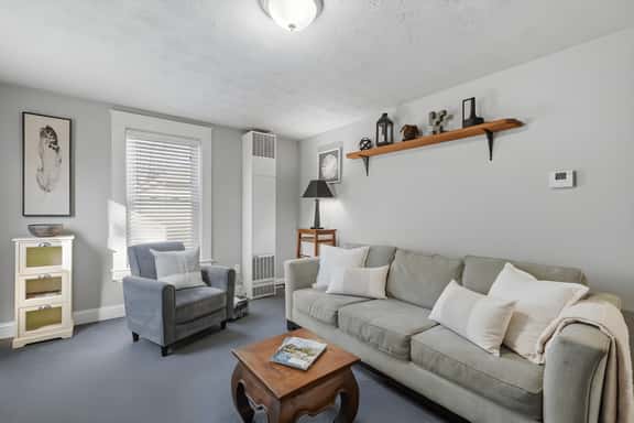 East Side Apartment w/ Porch + Parking - Image 1