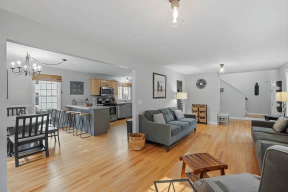 131 Forest Hill